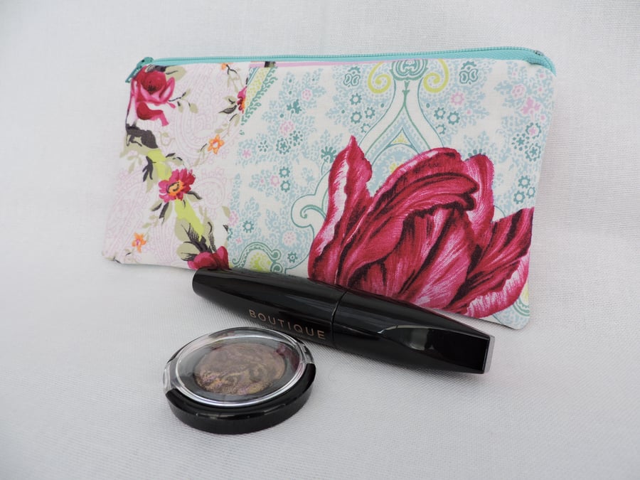 Sale  Make Up Bag Tulip