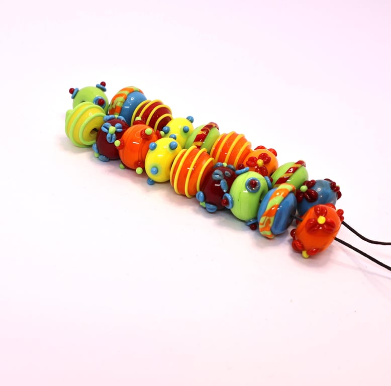 Handmade lamp work glass beads