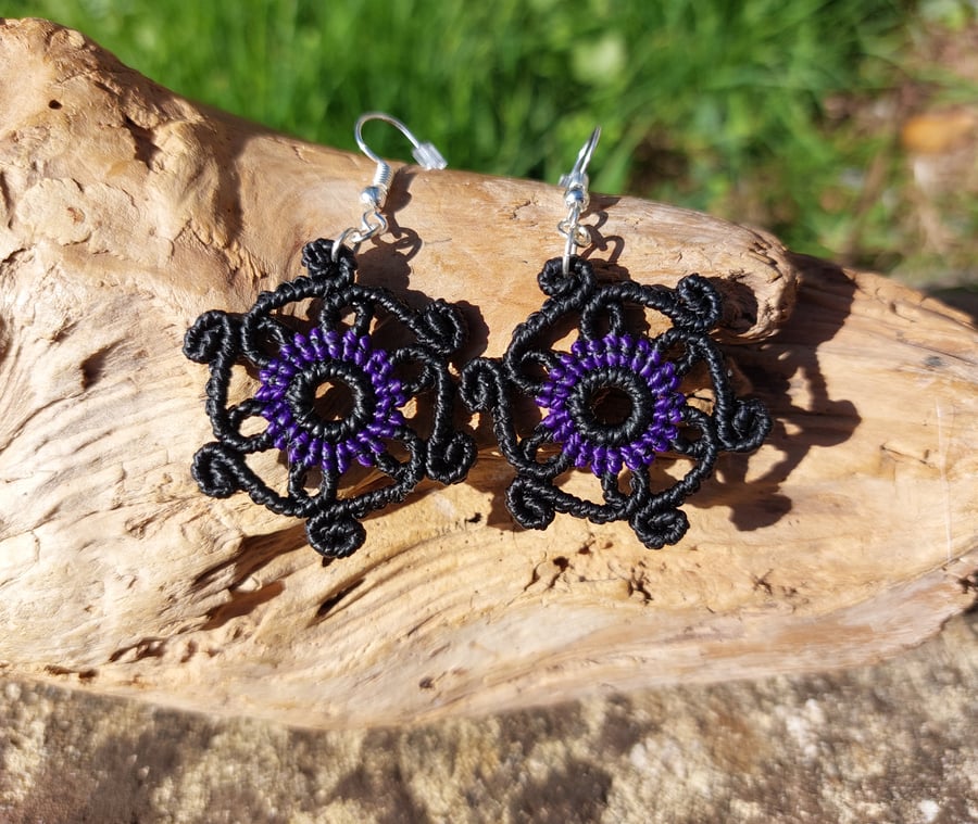 Halloweenie swirl earrings 