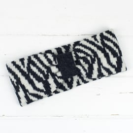 Zebra knitted headband