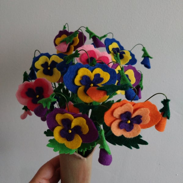 Pansy Felt Flower Stem