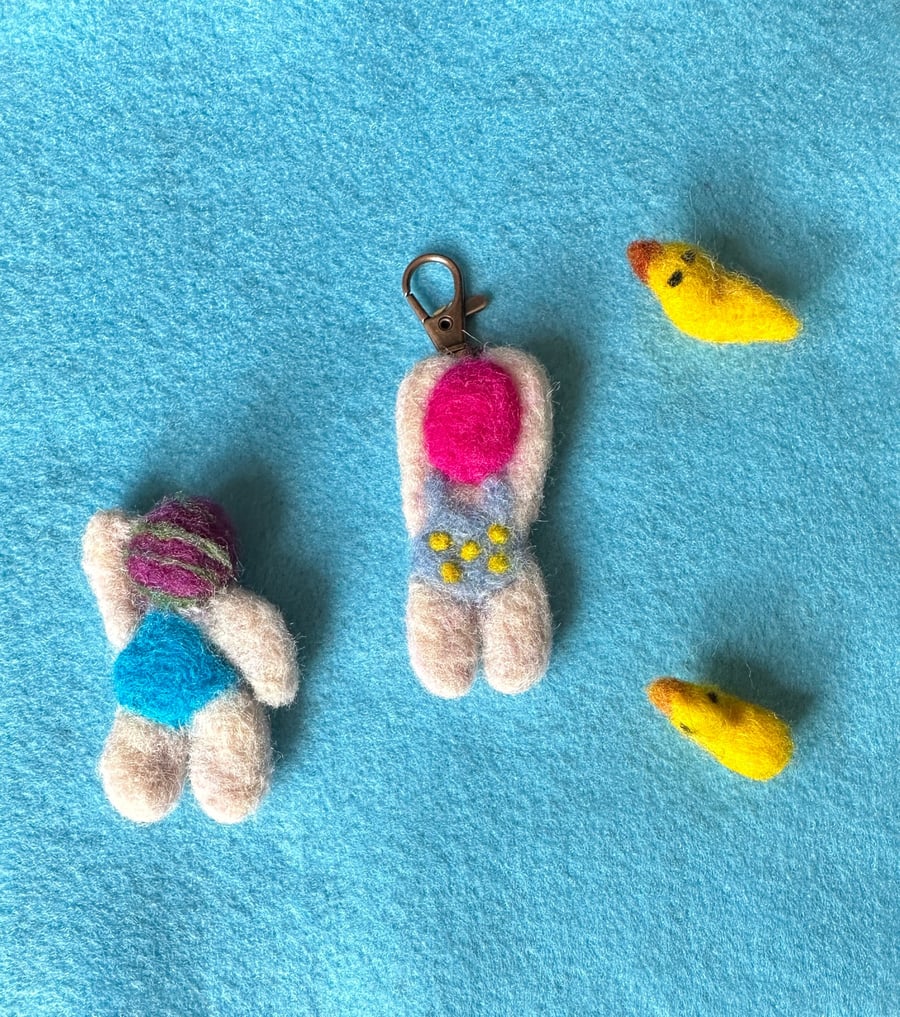 Needlefelted Chunky Dunker Swimmers Brooch -Bag Charms - Keyrings - sea swimming