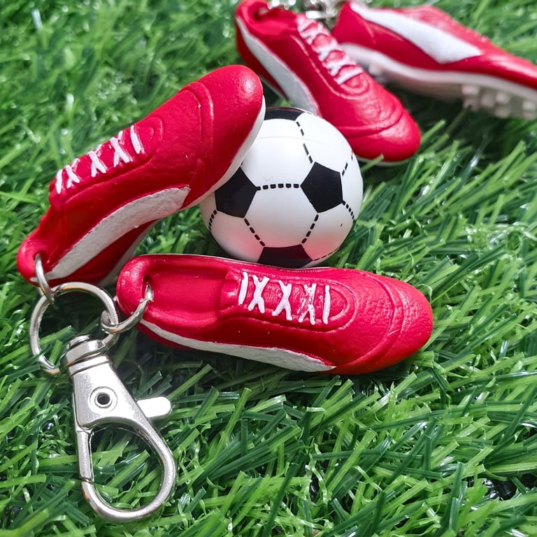Football Boots Keyring, Soccer Backpack Charm, Keychain For Football Fans, Red