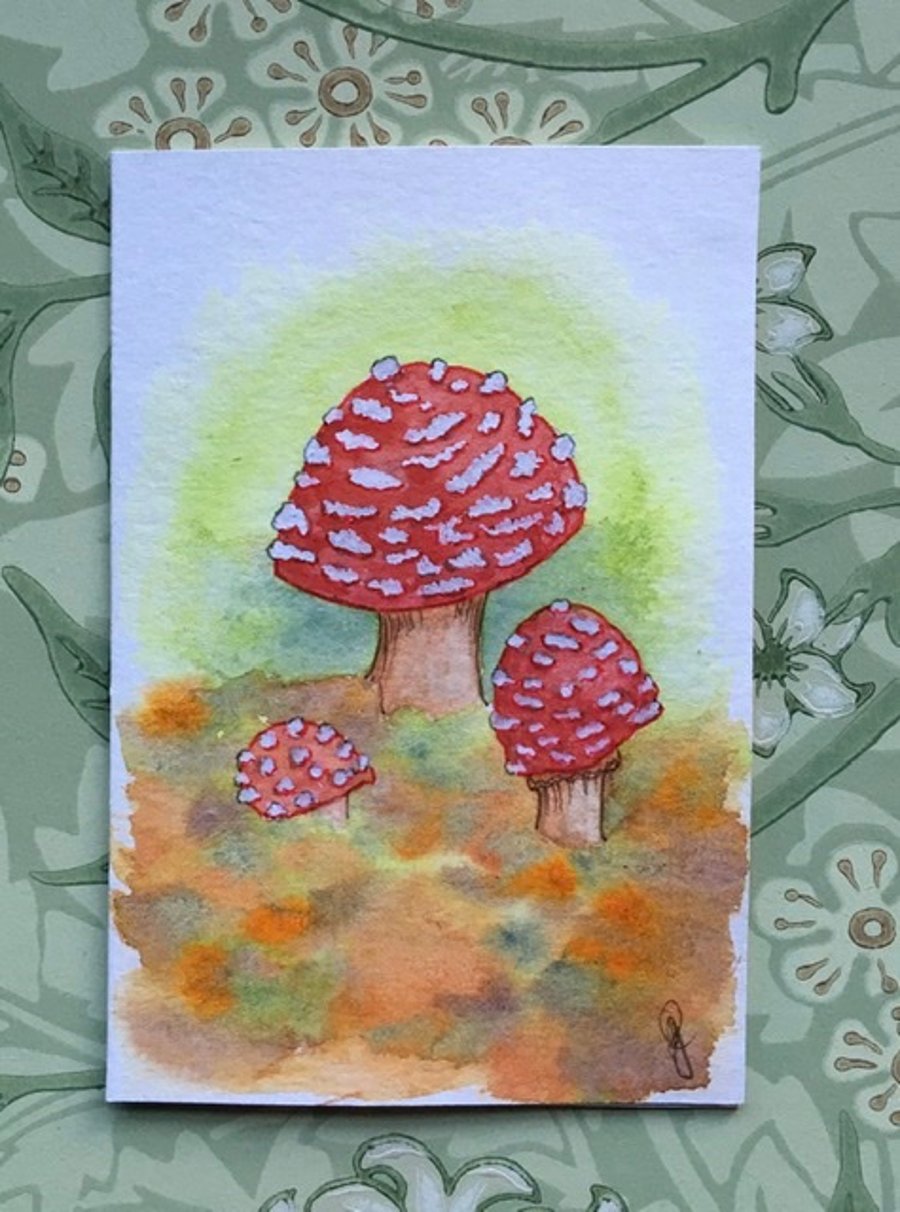 Seconds Sunday - Hand painted card toadstools 