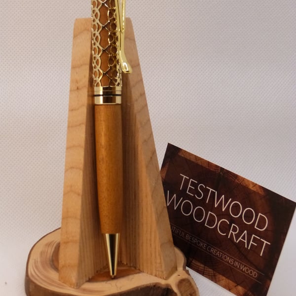 Beechwood ball pen in presentation box