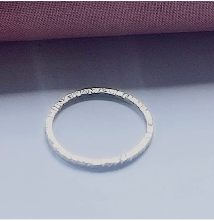 Hammered friendship ring