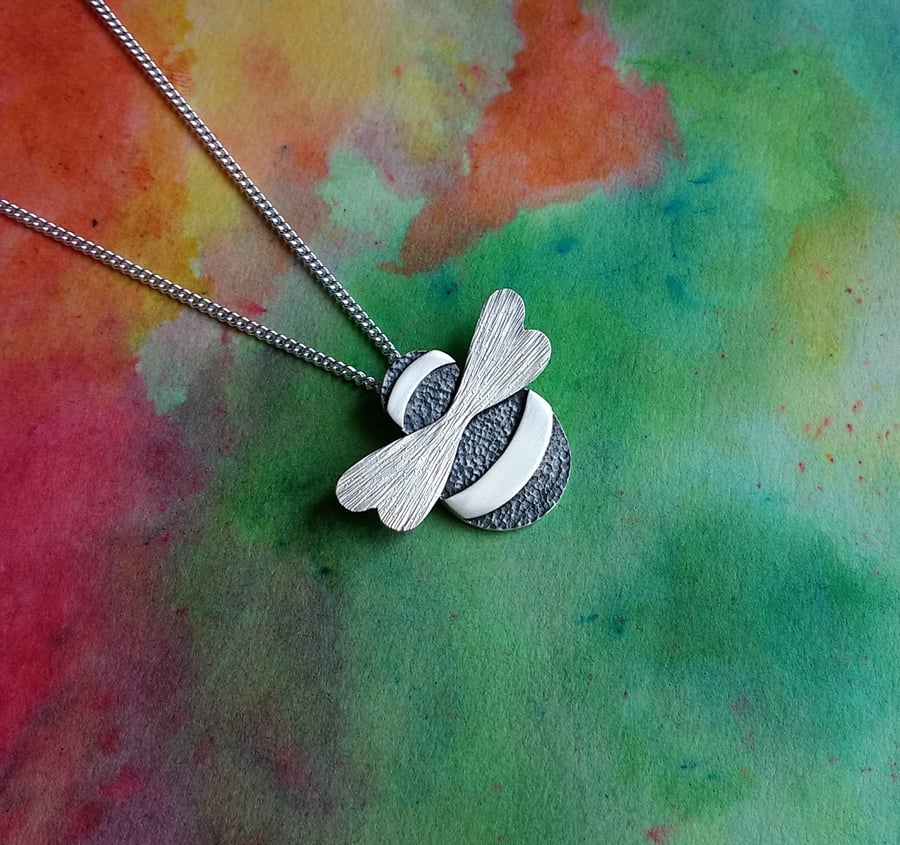 Sterling Silver Bumble Bee Pendant, Oxidised, Aero-Wings, Silver Curb Chain