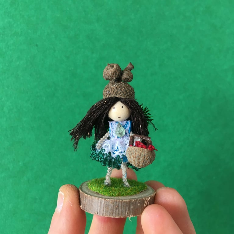 Very Tiny Foraging Fairy Decoration, Fairy Doll Ornaments, Cottage Core