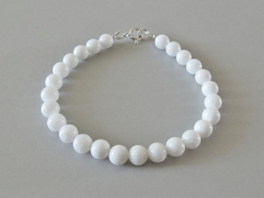 Brilliant White Agate Beaded Bracelet - Slim Stacker Bracelet