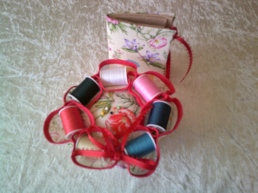 Needlecase and Cotton Reel Pin Cushion Set with Meadow Flowers