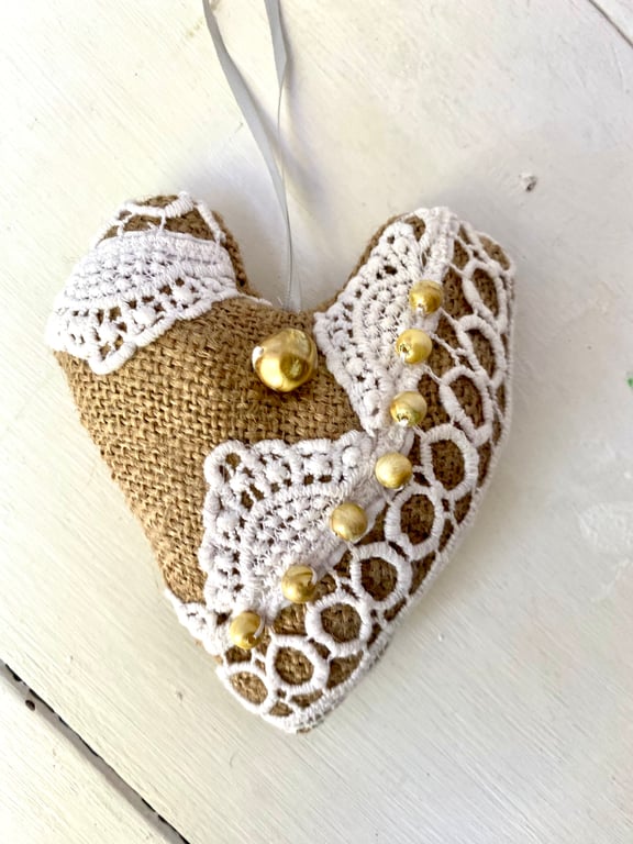 Country cottage style home decor