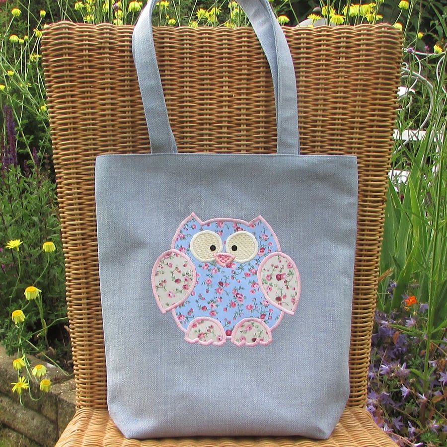 Owl tote bag - Pale blue with blue, cream and pink floral owl