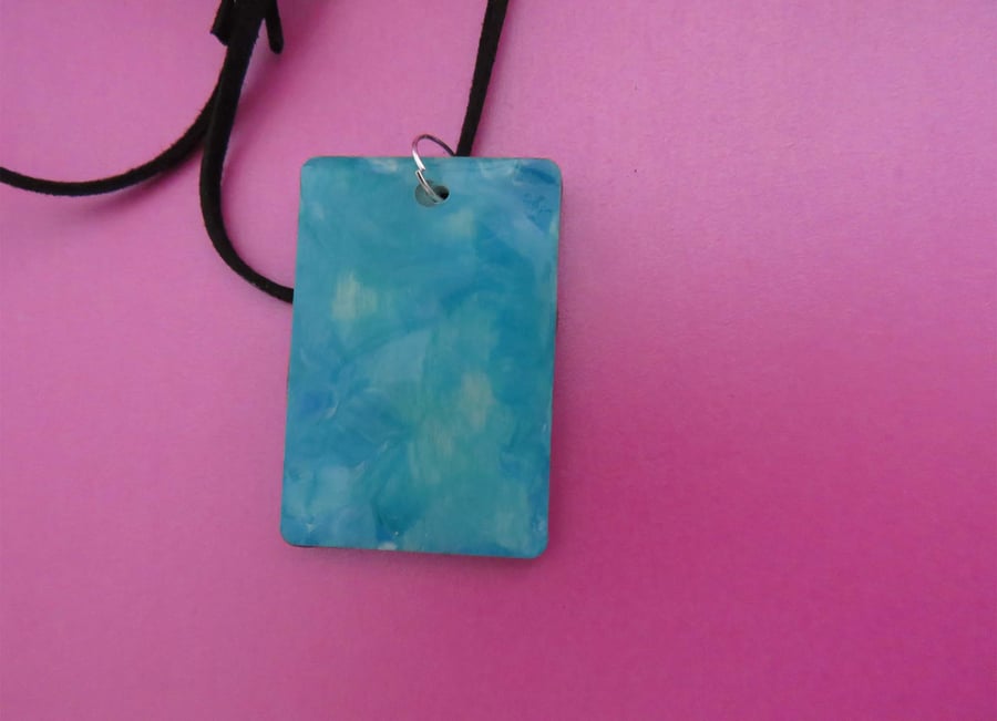 Fluid Art Necklace (1)
