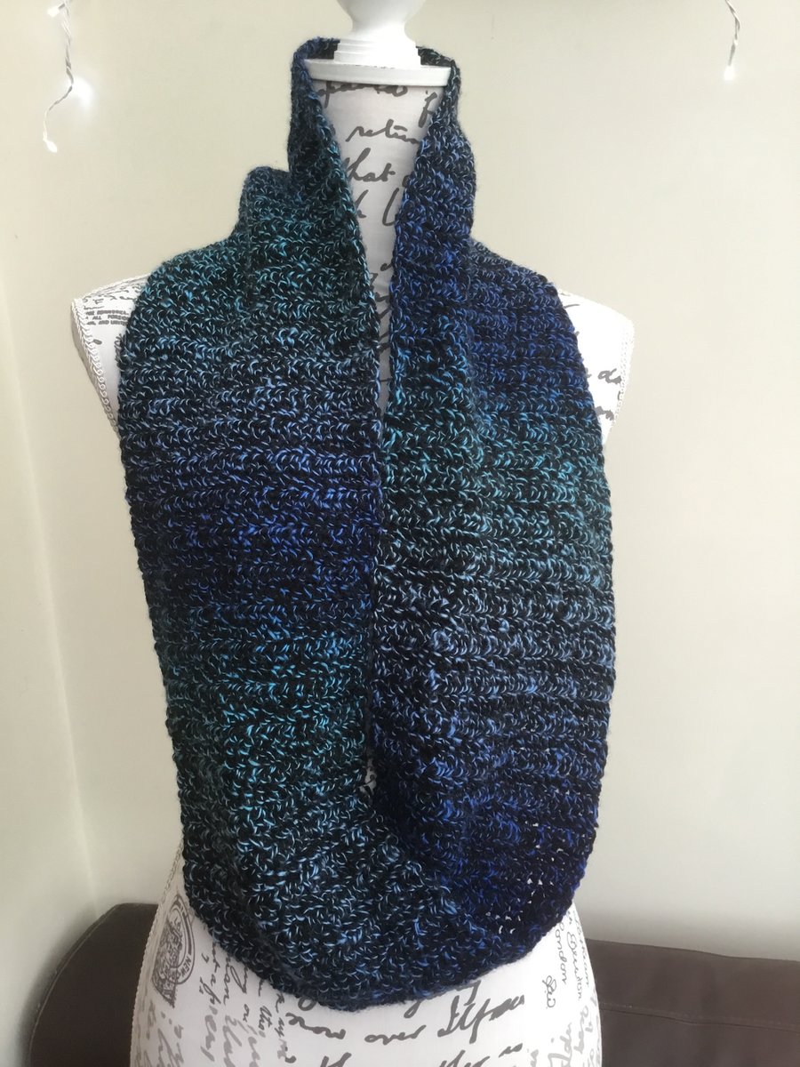  Cobalt Tones! Crocheted Infinity Scarf in Denys Brunton Designer Yarn.