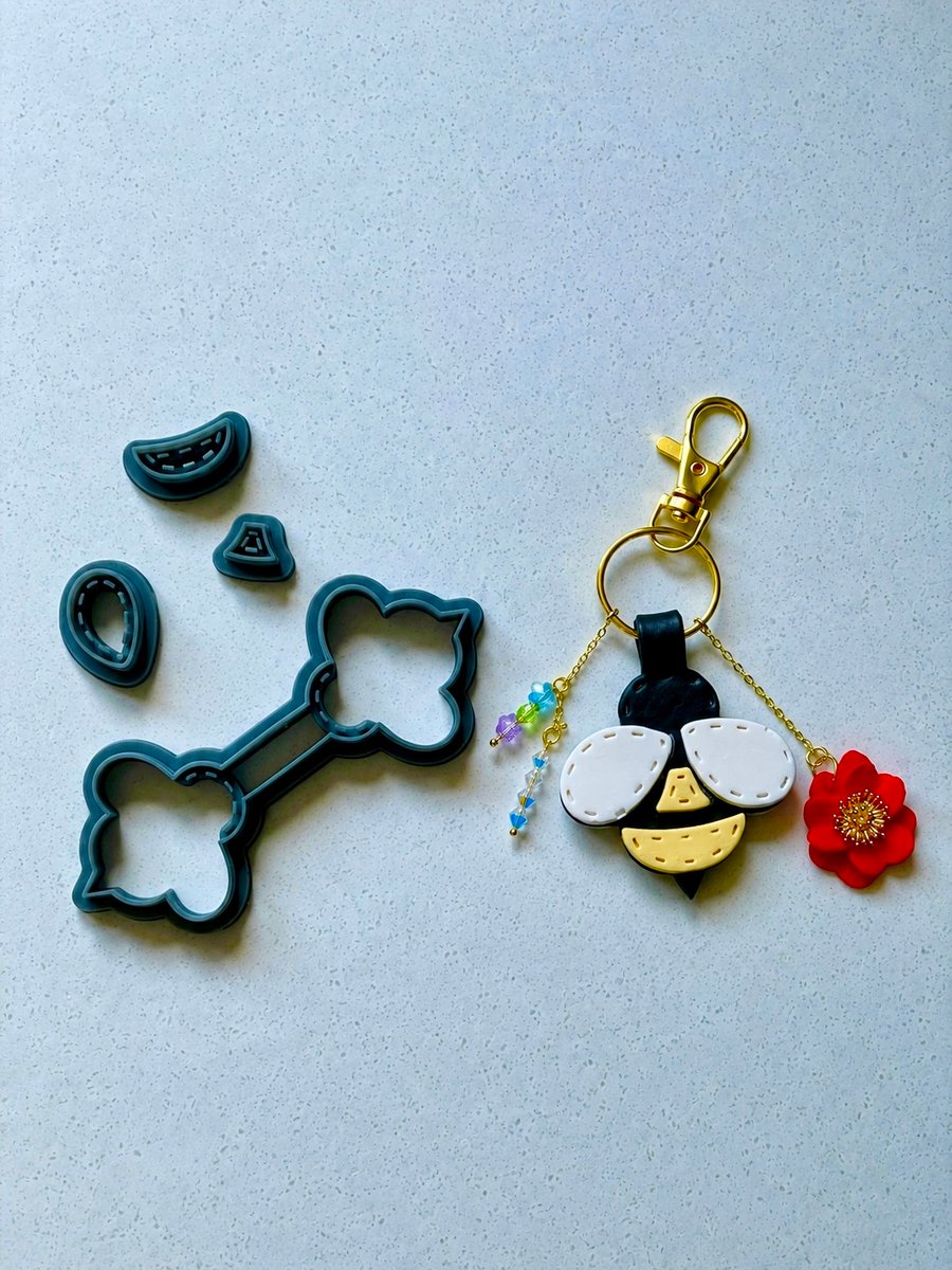 Bumblebee keyring or bag charm cutter set for polymer clay 