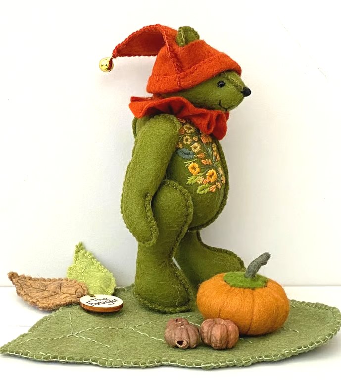 The Forager, OOAK artisan bear, teddy bear collectable, bear display 