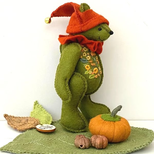 The Forager, OOAK artisan bear, teddy bear collectable, bear display 