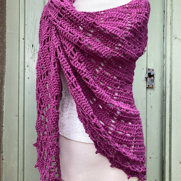 Handmade Shallow Triangle Wrap Lace Shawl Oversized Pink Cotton Scarf