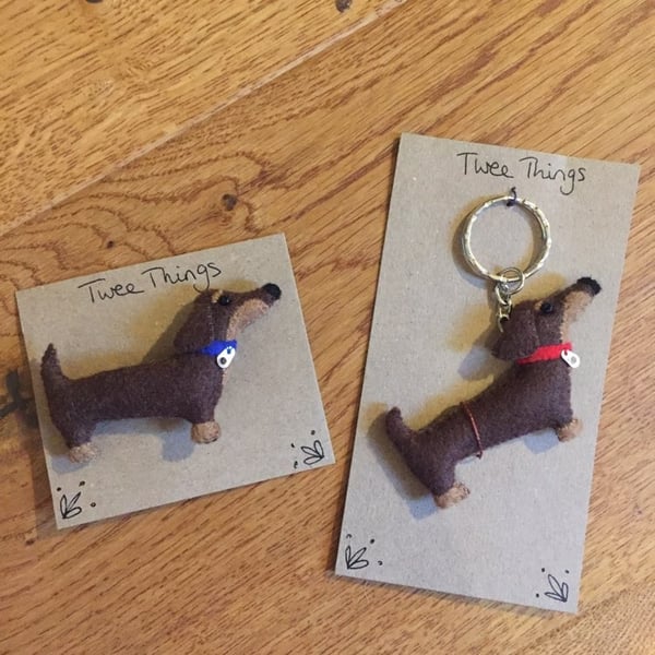 Felt Sausage Dog (Dachshund) Brooch or Keyring