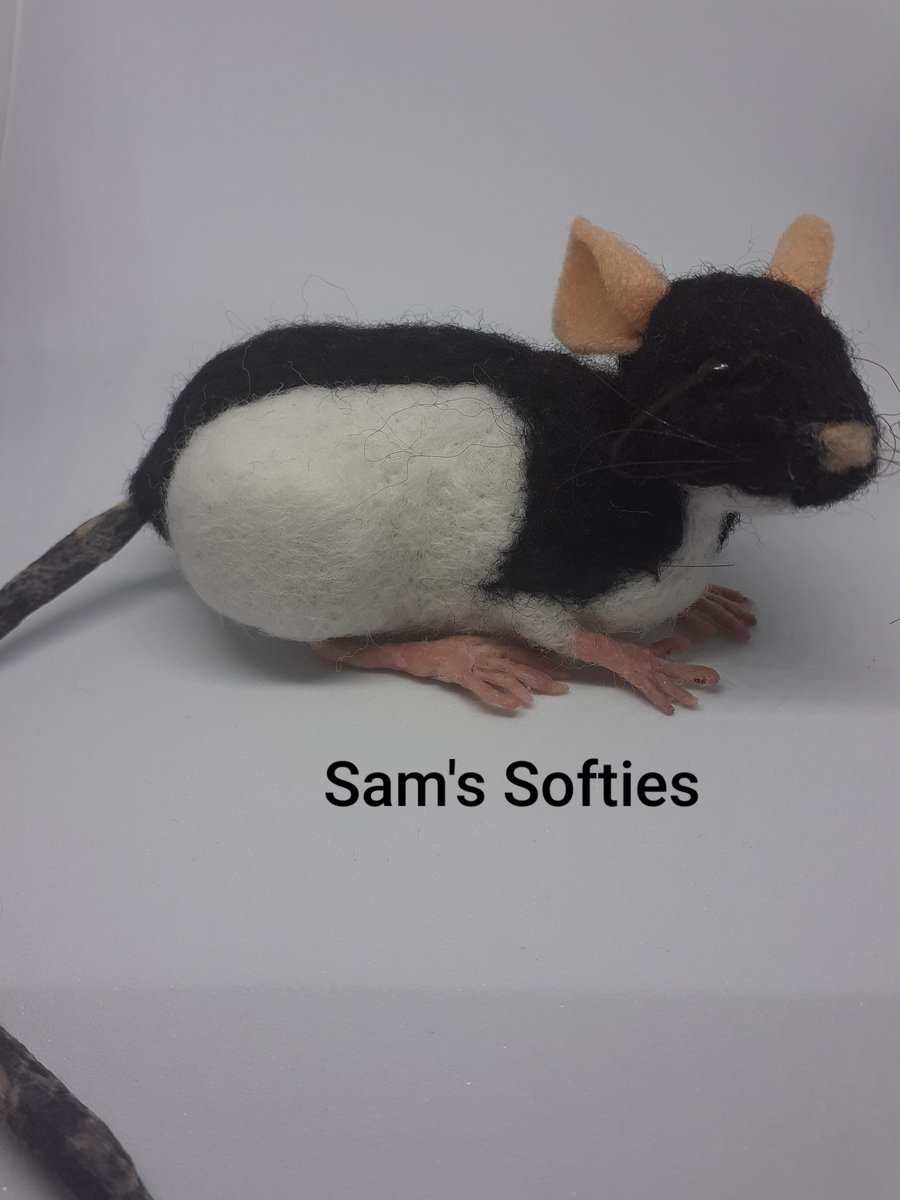 Needle Felted Black Hooded Rat