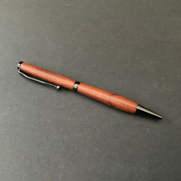 Slimline twist ballpoint pen