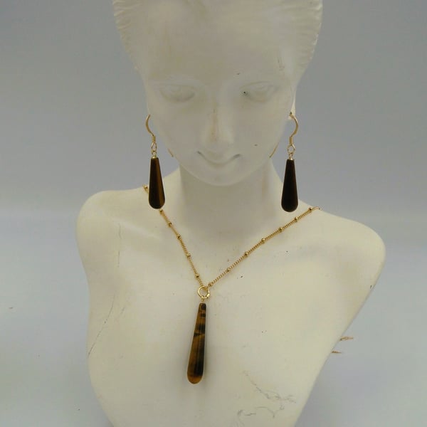 Semi precious Tiger 's Eye golden brown pendant and earrings with gold  unique