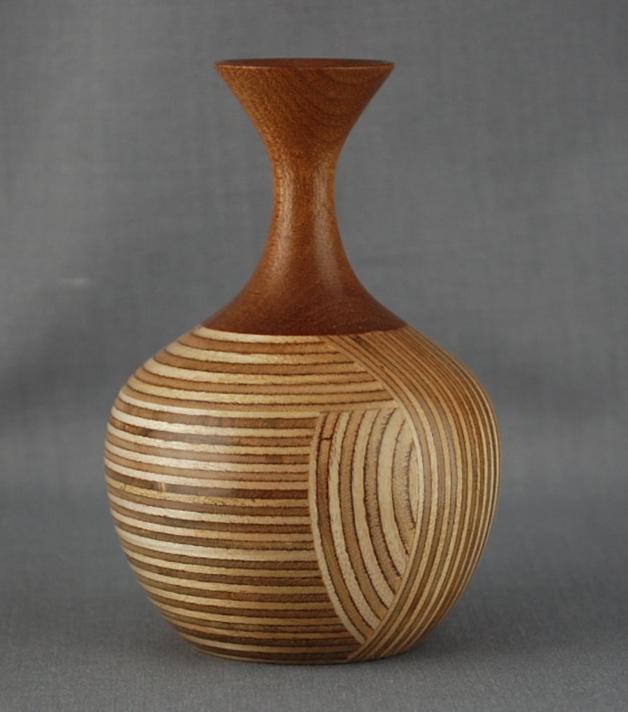 Nordic Puzzle Vase 