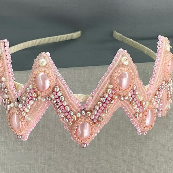 1920’s Style Pink Cultured Pearl Shell Pearl Beaded Zig Zag Chevron Headband 