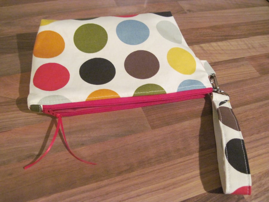Spotty Wristlet Purse- Spring Collection