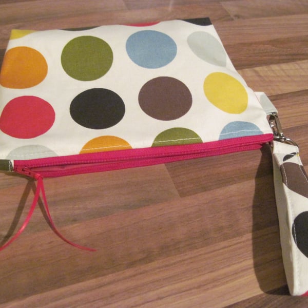 Spotty Wristlet Purse- Spring Collection
