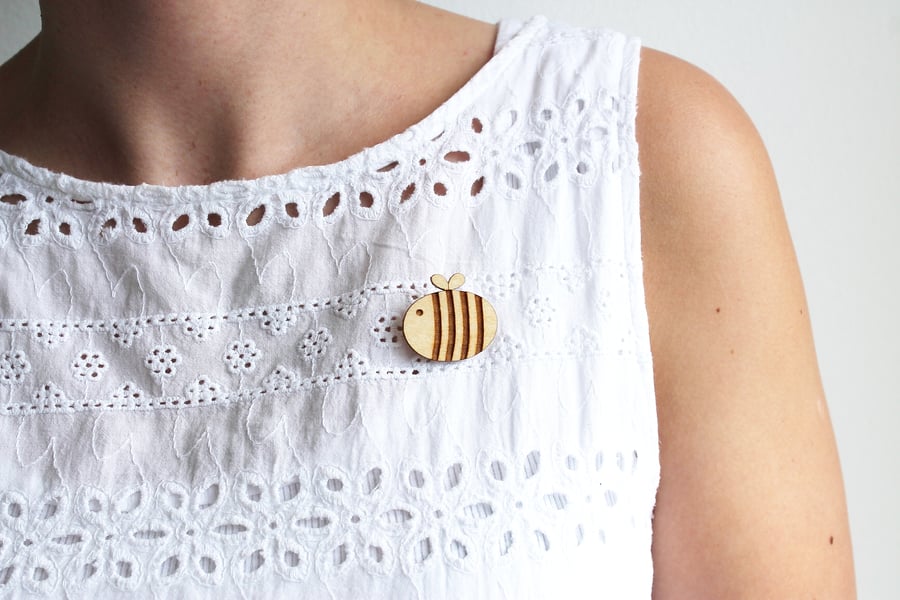 Wooden Bumble Bee Brooch