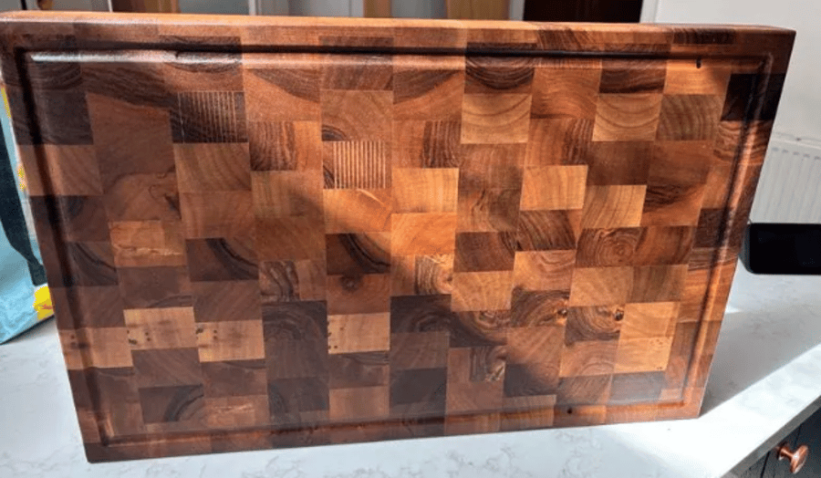 Butchers Block Solid Walnut End Grain Cutting Board 450x400x40mm
