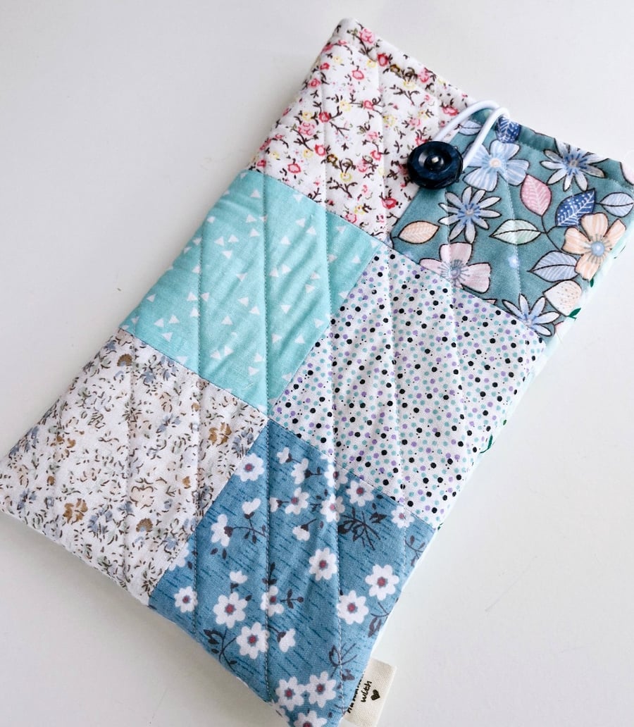 Quilted Blue Patchwork eReader Kindle Gadget Notebook Book Sleeve Cover - Gift