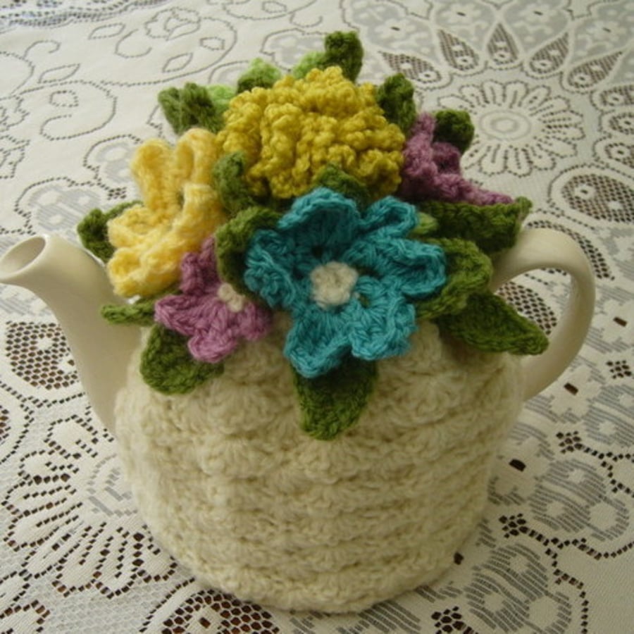 Crochet Tea Cosy/Cosie/Cozy Cream with flowers (Made to order)