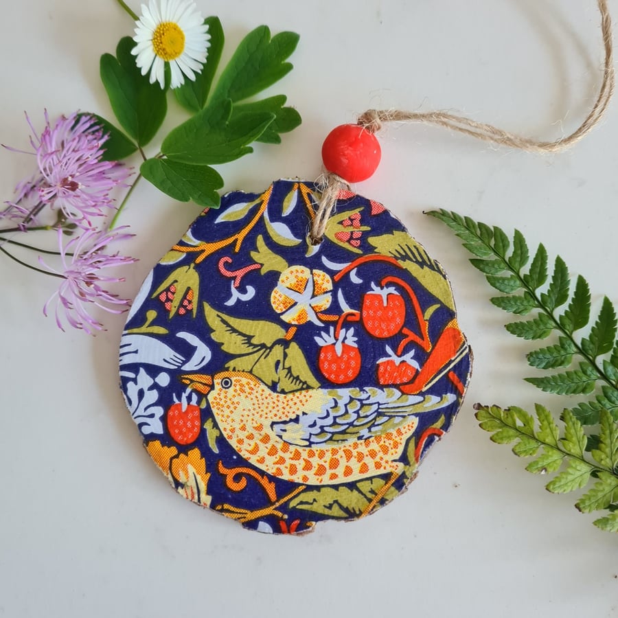 William Morris strawberry thief wood slice hanging decoration home decor