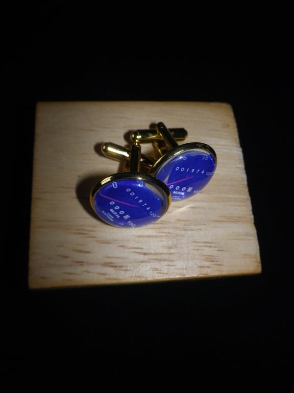 Porsche 911 Cufflinks, silver or gold plated free shipping & presentation box
