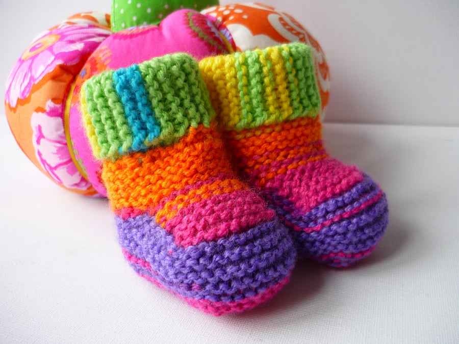 Handknitted Rainbow Baby Booties 0-6 months GIFT