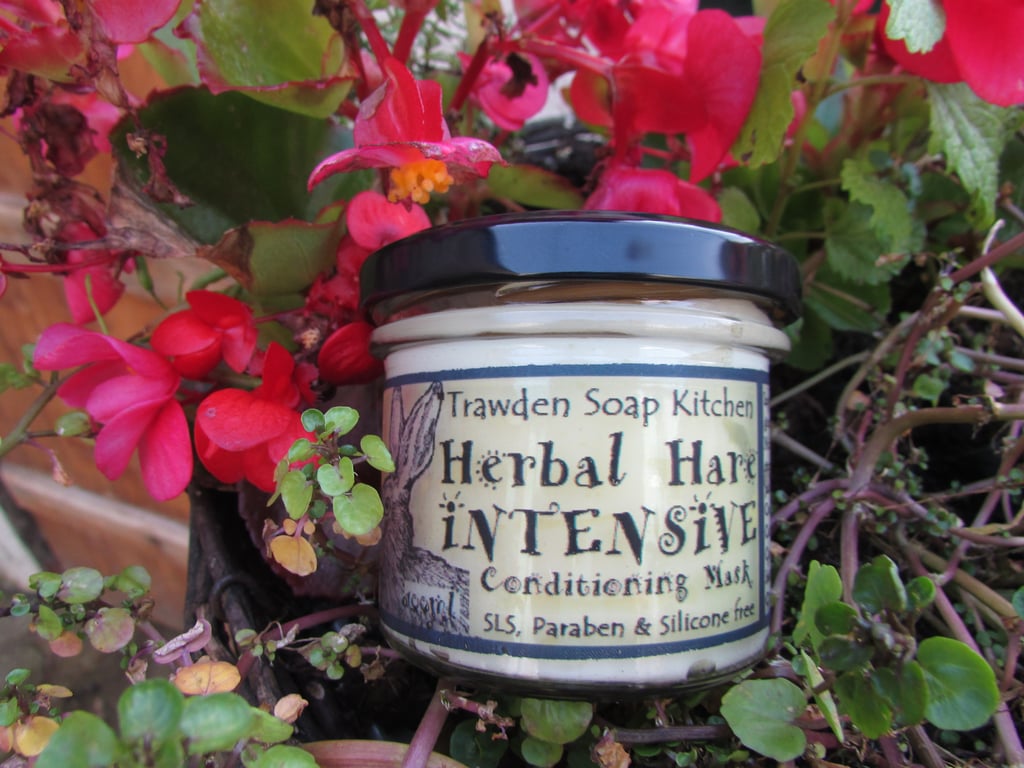 Herbal Hare Intensive Conditioning mask - shampoo off!