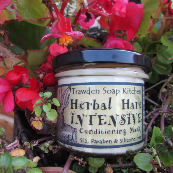 Herbal Hare Intensive Conditioning mask - shampoo off!