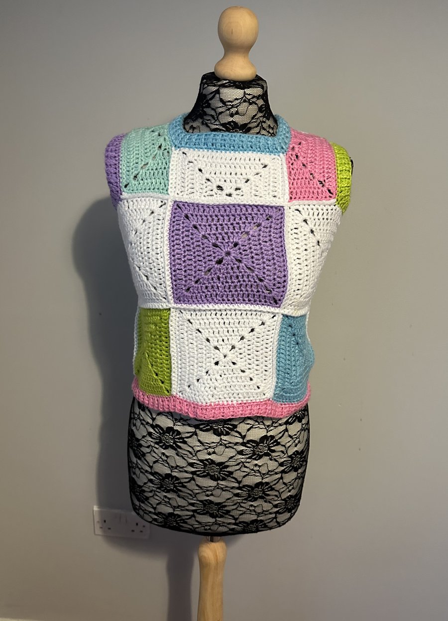 Granny Square Vest, Size Small, Colourful Clothes, Unique, Granny Squares 