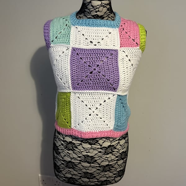 Granny Square Vest, Size Small, Colourful Clothes, Unique, Granny Squares 