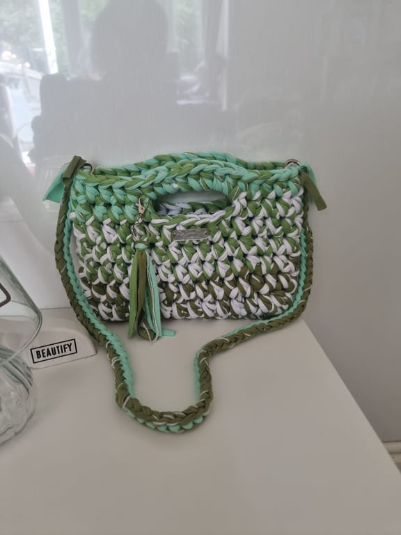 Handcrochet bag with detachable tassle keyring 