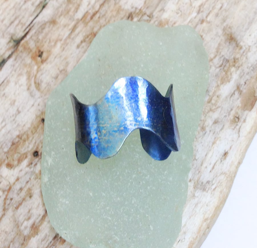 Textured Coloured Titanium Wide Wave Open Ring (UK U - V size) - UK Free Post