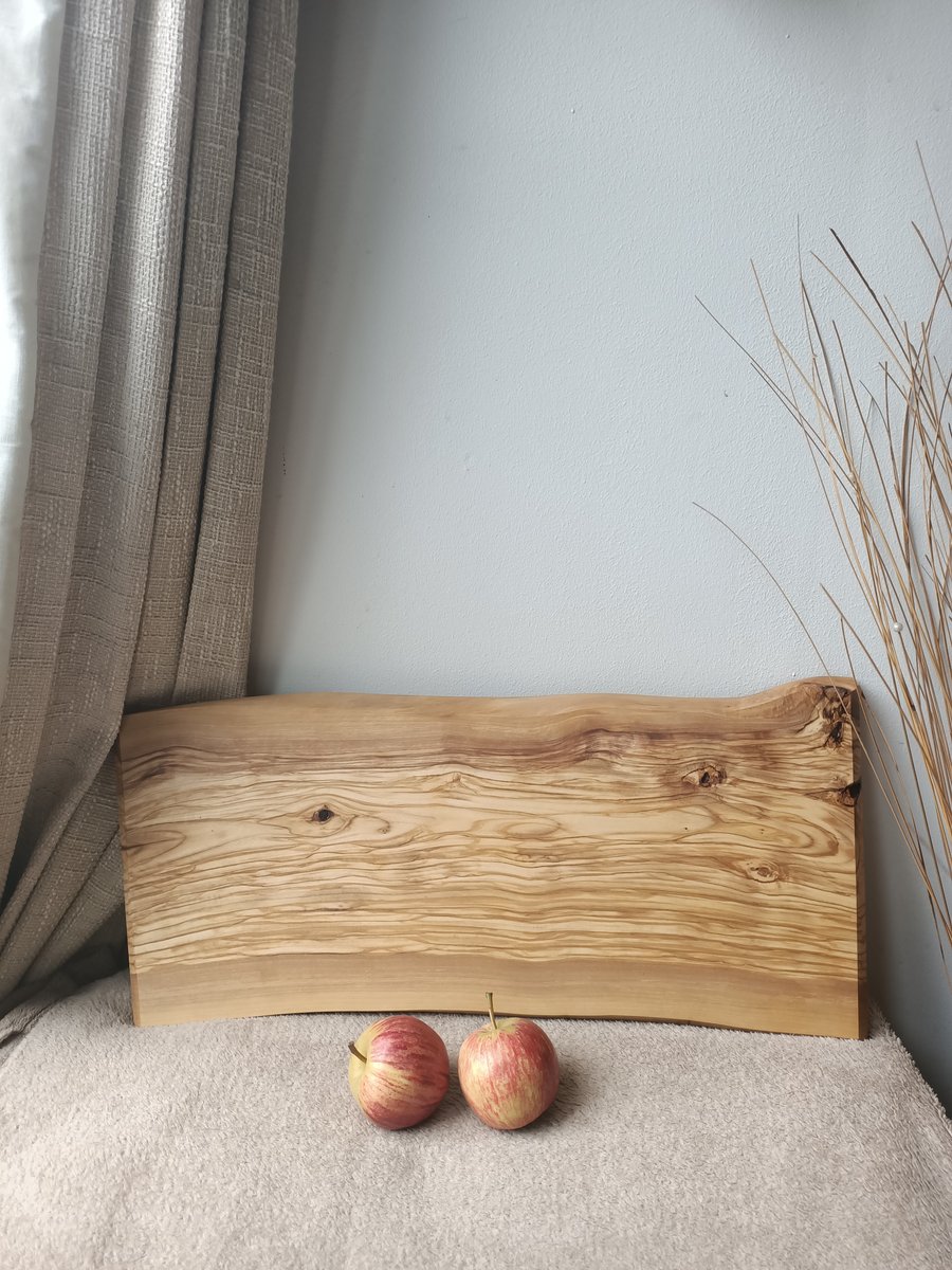 Large Solid wood Chopping board Beautiful Olive wooden kitchen board live edge