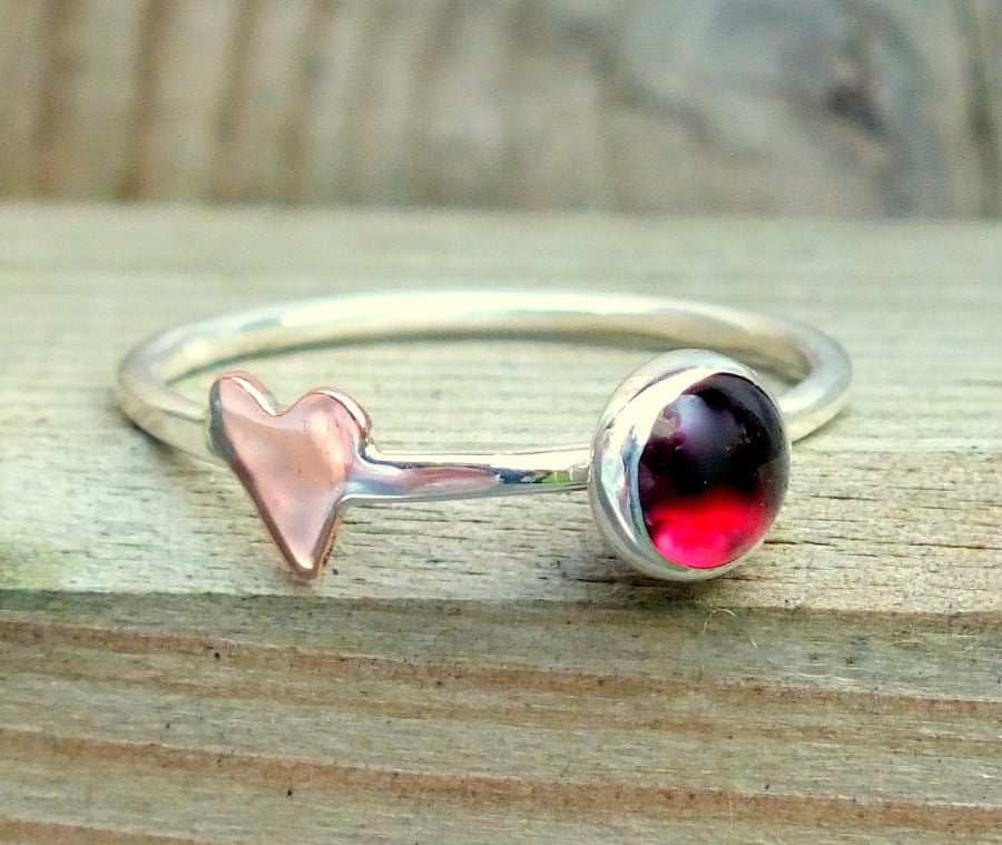 Silver ring, garnet skinny ring with heart