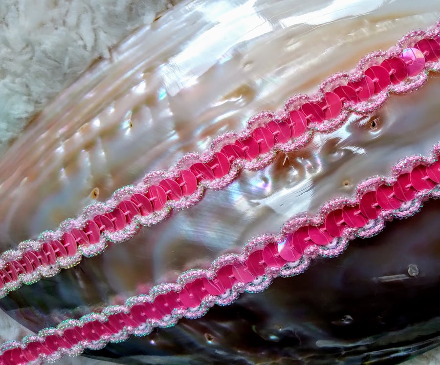 2 metres quality pink & irridescent sequinned 1cm wide sewing GLITZY TRIM