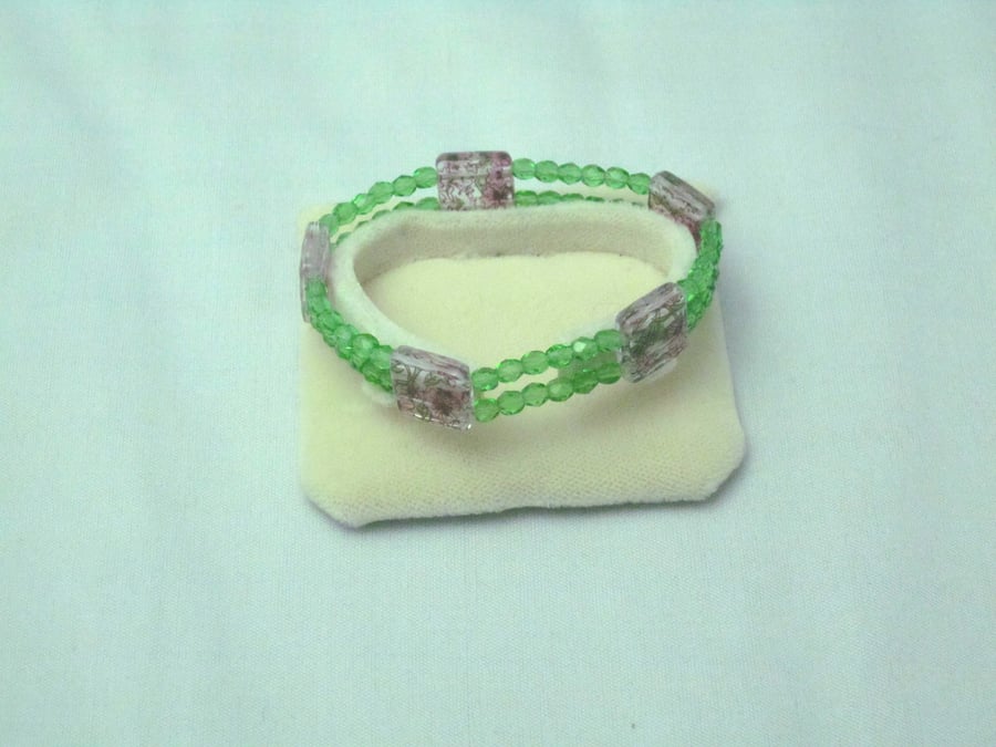 Purple & green elastic bracelet (63)