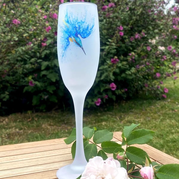 Kingfisher Watercolour Motif, Frosted Glass Champagne Flute, Prosecco Glass. By 