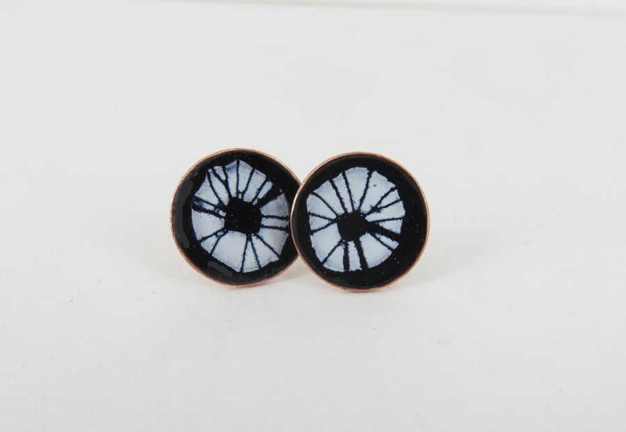 Round Stud Earrings in Copper with Black and White Enamel