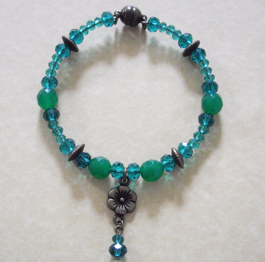 Green Gemstone Bronze Tone Bead Bracelet with Flower Charm